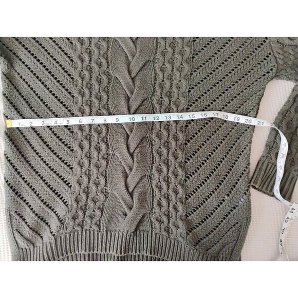 MED Hunter Green Express Knit Sweater. Fall, Winter. Comfy. Heavy. Warm. Sage. - Picture 7 of 10